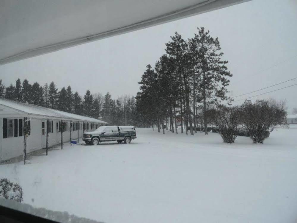 Brookside MotelWadena エクステリア 写真